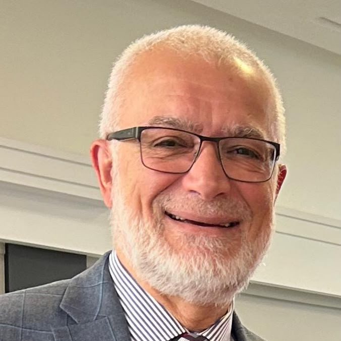 Dr. Munir El-Kassem