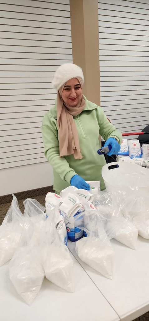 Volunteers at Halal Food Bank Canada, photo 10 of 20