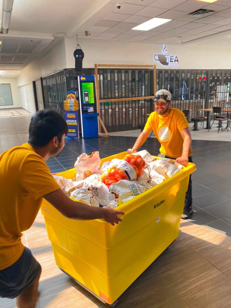 Volunteers at Halal Food Bank Canada, photo 15 of 20